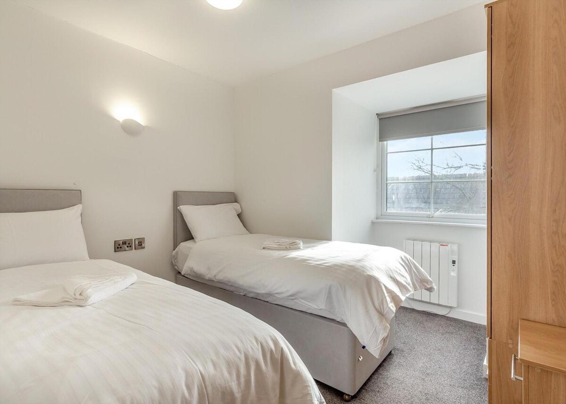Coastal Charm Retreat In Ilfracombe Appartement Buitenkant foto